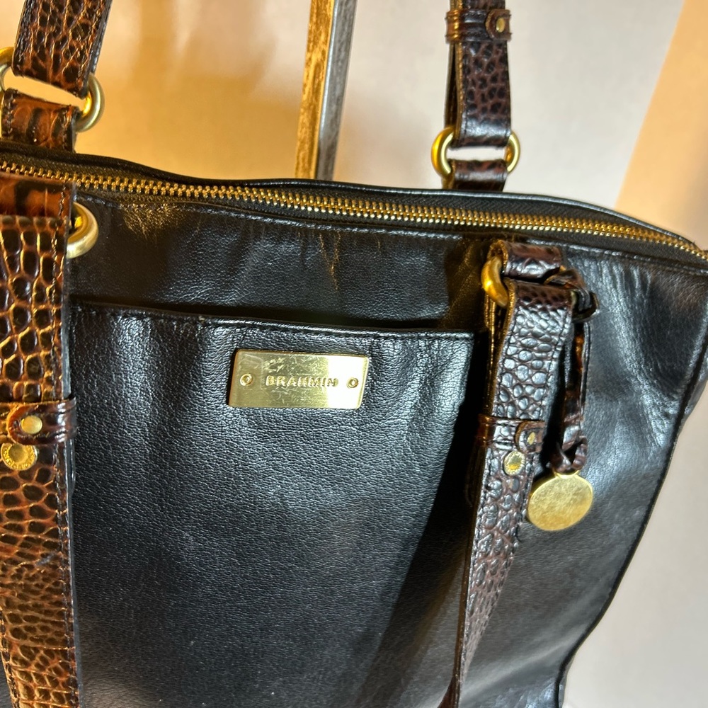Brahmin Black and Brown Leather Tote Bag pre loved and in great condition .